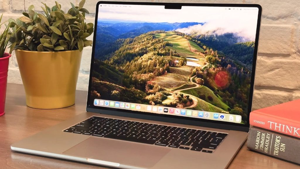 Apple MacBook Air M3 15-Inch