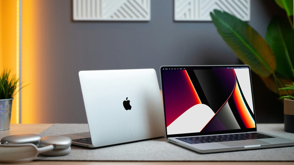 Apple MacBook Pro 14-Inch M2 Pro
